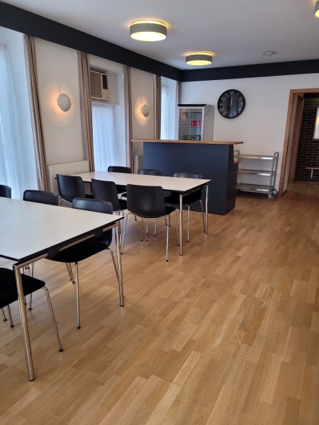 Det lille lokale ved baren 2